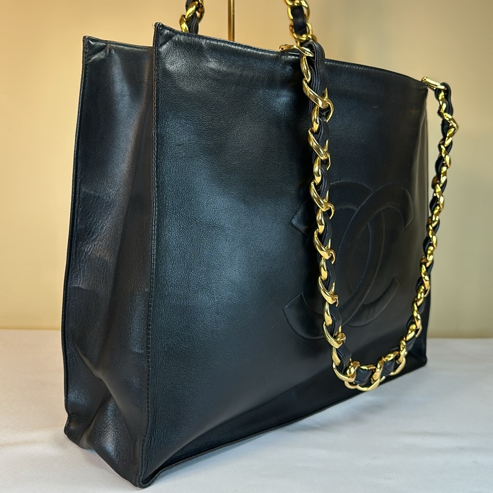 COA CHANEL CC Chunky Chain Calfskin XL Tote 24k Goldplated HDW Series #4 1996-97 - Picture 4 of 16